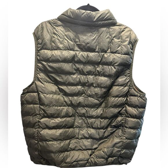 EUC Hawke &Co Sport Men's Performance Green Quilted Puffer Full Zip Vest Size XL - Picture 3 of 6